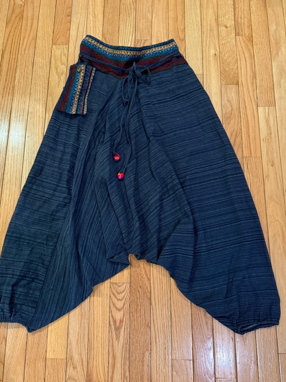 Boho Wide-Leg Harem Pants in Navy embroidered waist and pocket cotton hippie - Picture 2 of 8